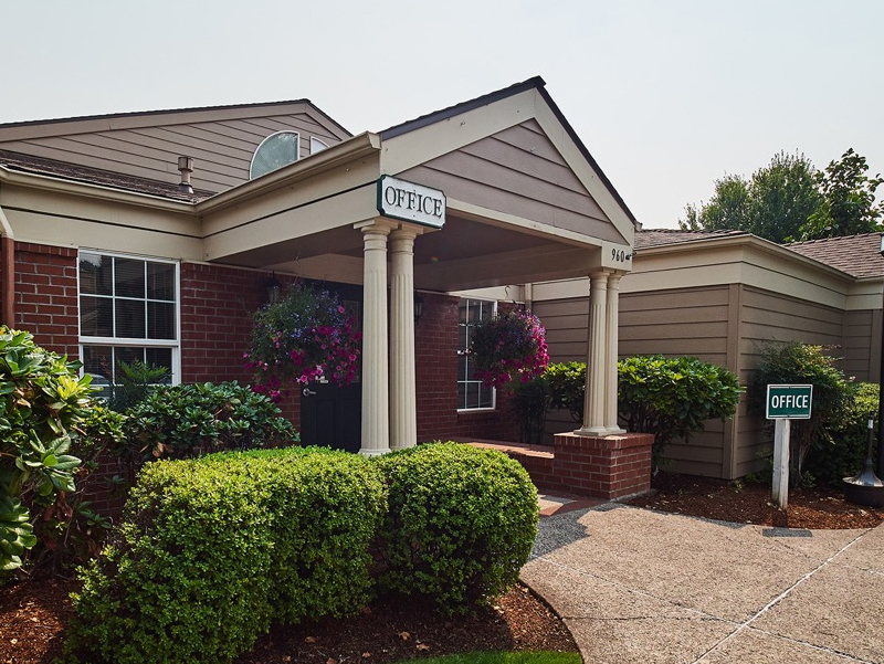 Faye Wright Senior Living Residential Care Facility in Salem, OR