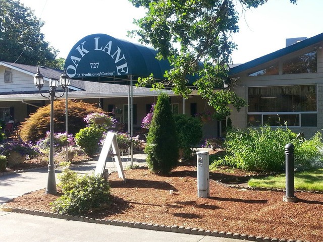 Oak Lane Retirement Community Residential Care Facility in Grants Pass, OR