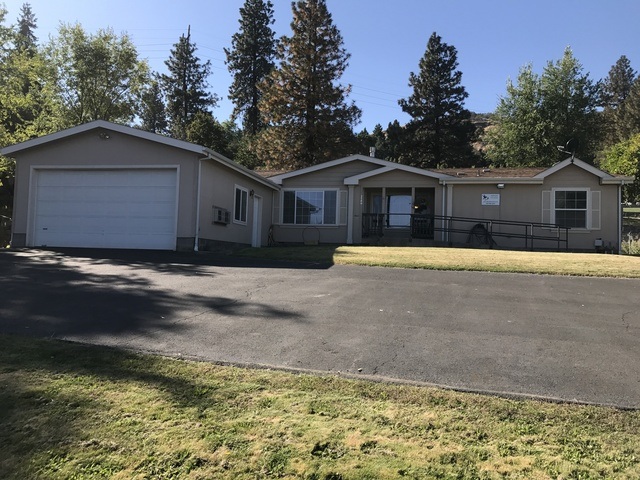 Carsten Withrow Adult Foster Home - Class 2 in The Dalles, OR