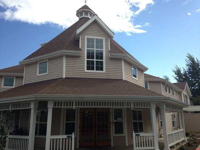 Redwood Terrace Assisted Living Facility in Grants Pass, OR