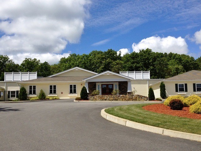 BRIARCLIFFE GARDENS LLC Assisted Living Residence in Johnston, RI