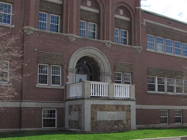 SPRING VILLA MEMORY CARE Assisted Living Residence in West Warwick, RI