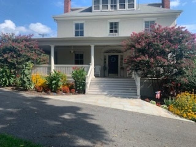 Reflections A Senior Living Community Assisted Living Facility in Leesburg, VA
