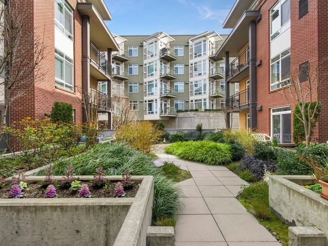 MERRILL GARDENS AT KIRKLAND Assisted Living Facility: Non-medicaid in Kirkland, WA