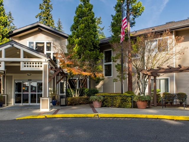 OVERLAKE TERRACE Assisted Living Facility in Redmond, WA