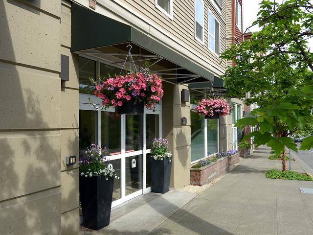 Emerald City Senior Living Assisted Living Facility: Non-medicaid in Seattle, WA