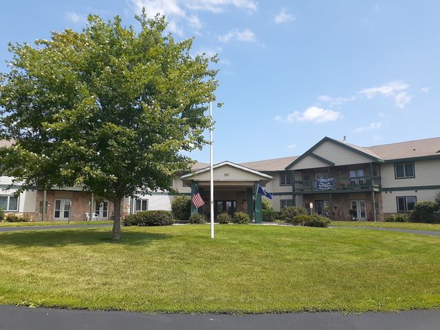 STONEFIELD APARTMENT HOMES Residential Care Apartment Complex - Registered                     in Dodgeville, WI