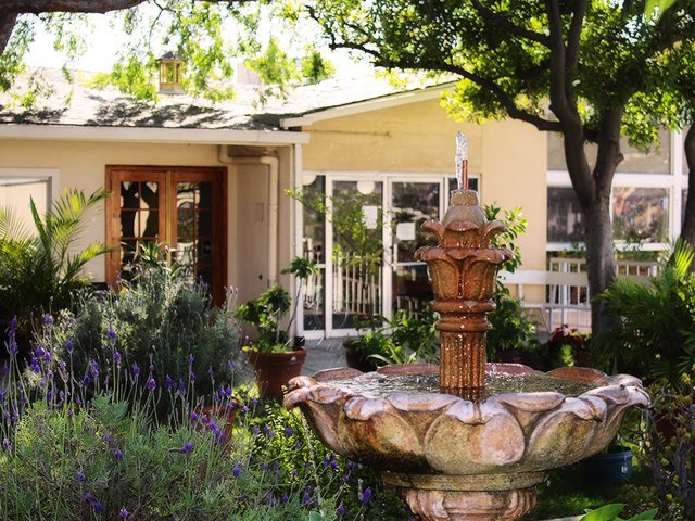 GARDEN CREST REHABILITATION CENTER home care agency in Los Angeles, CA