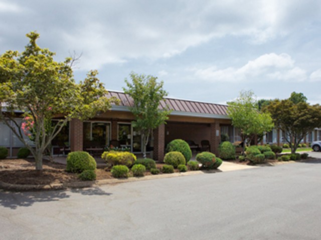 AHC VANAYER home care agency in Martin, TN