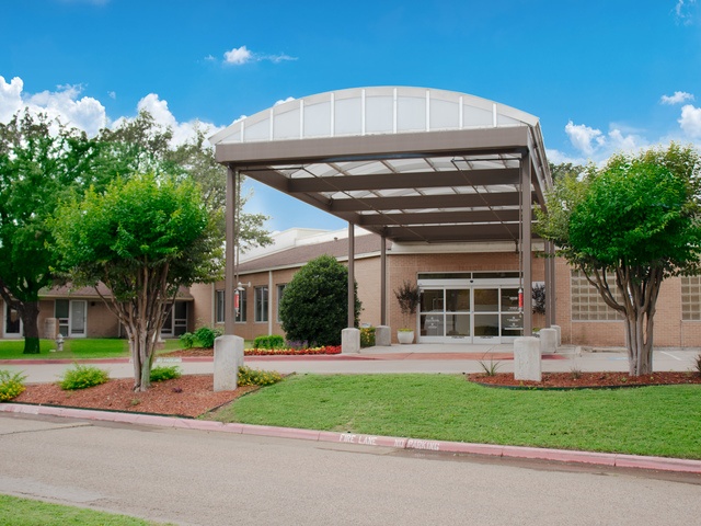 ARLINGTON VILLAS REHABILITATION AND HEALTHCARE CEN home care agency in Arlington, TX