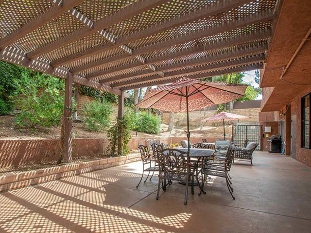 SOMERFORD PLACE OF NORTHRIDGE Residential Care Elderly in Northridge, CA