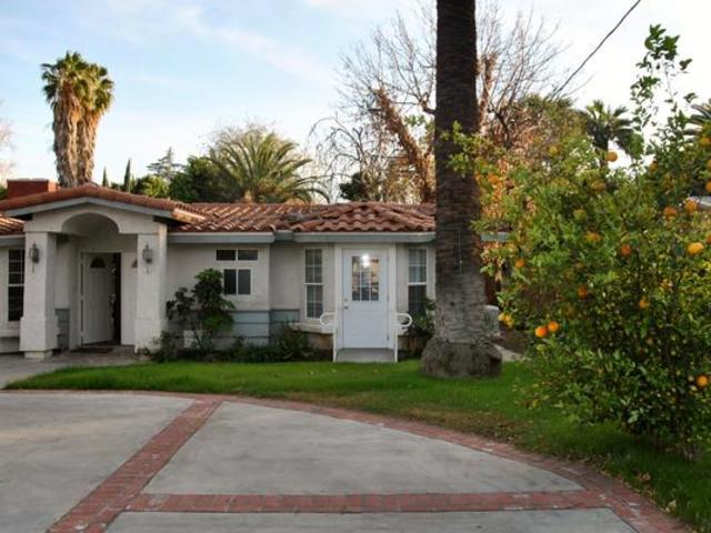 Sunny View Home Congregate Living Health Facility in Northridge, CA