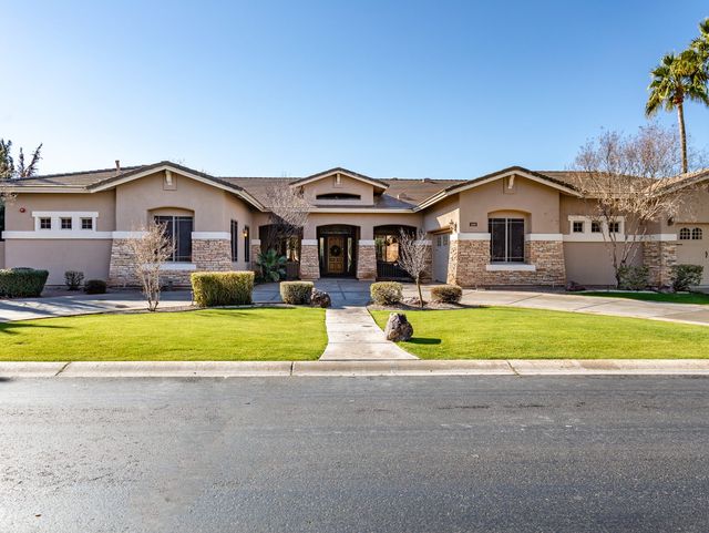 Canyon Creek Assisted Living & Memory Care Assisted Living Center-directed in Gilbert, AZ