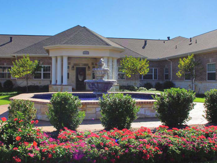 Oak Ridge Alzheimer’s Special Care Center Assisted Living Facility in Haltom City, TX